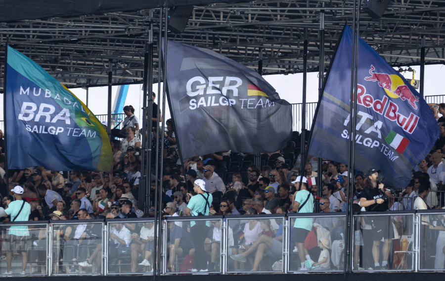 Rennstadion-Tribüne Bild