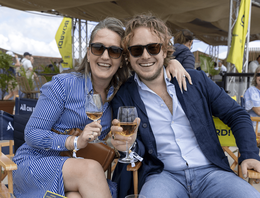 OFFICIAL SPECTATOR BOAT - PREMIUM