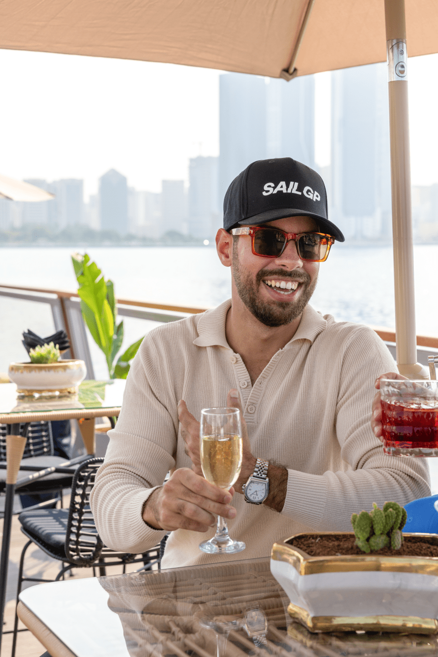 Waterfront Premium Image