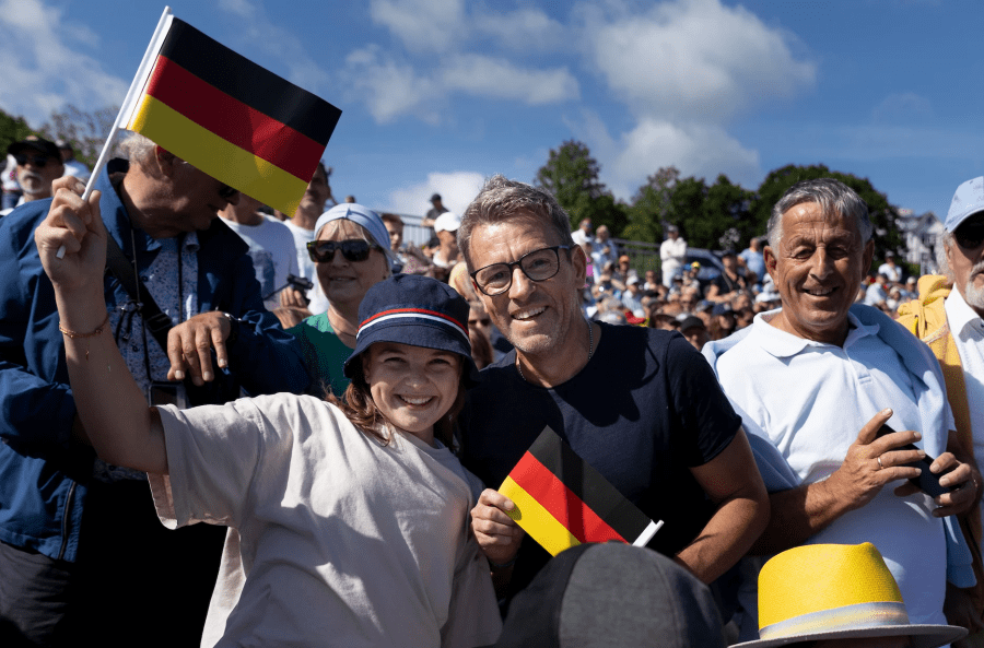 Rennstadion-Tribüne Bild